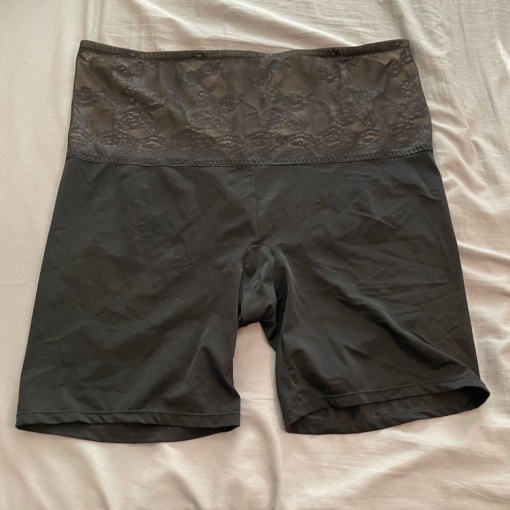 Torrid Black Microfiber 360° Smoothing High Waist Short - Size 4